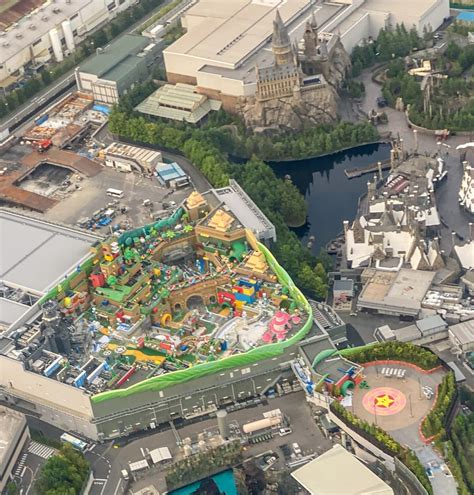 What rides are at Super Nintendo World Hollywood? Image: Universal Studios. Like the Wizarding World of Harry Potter, Super Nintendo World is an immersive themed land at Universal Studios. From ... 